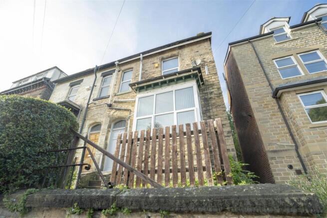 10 harcourt road exterior.jpg