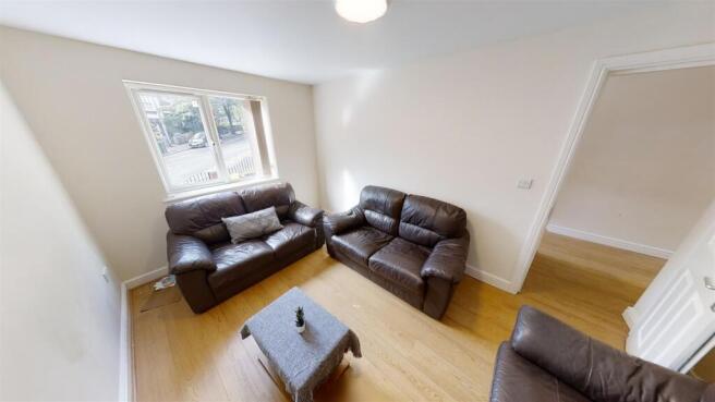 2-Harcourt-Crescent-Sheffield-S10-09182020_210009.