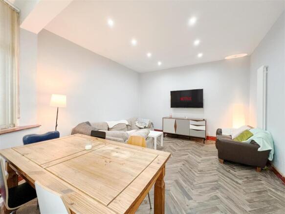 IMG_7067 Netflix.jpg