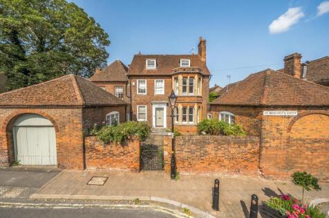 Historic Eight Bedroom Residence, St. Margarets Street, Rochester