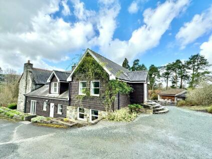 Builth Wells - 6 bedroom equestrian facility for sale