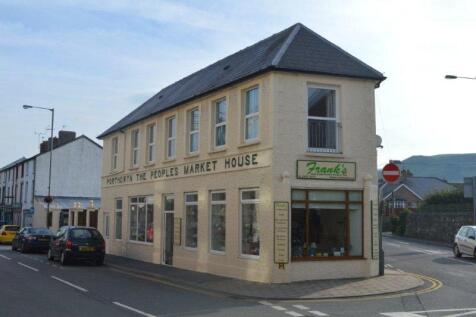 College Green, Tywyn, Gwynedd, LL36