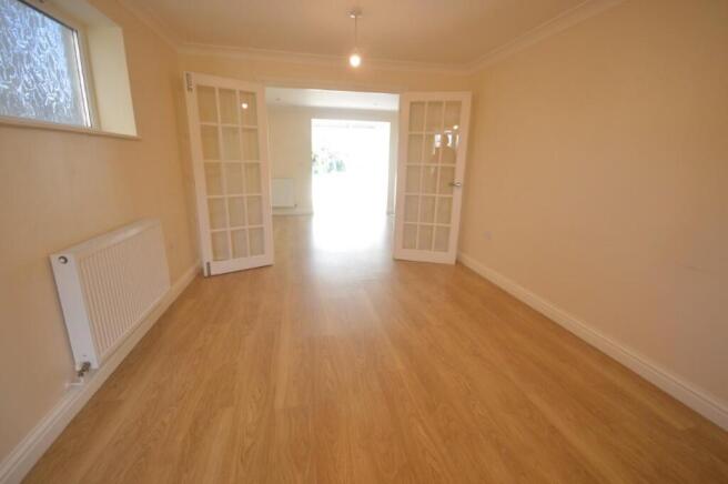 DSC_0031 (Medium).JPG