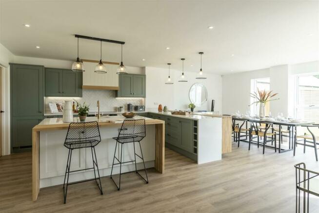 Open plan kitchen/dining area