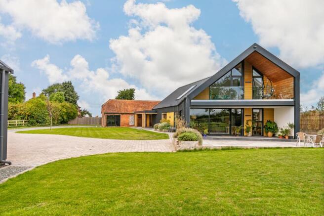 Welcome to Orchard Barn...