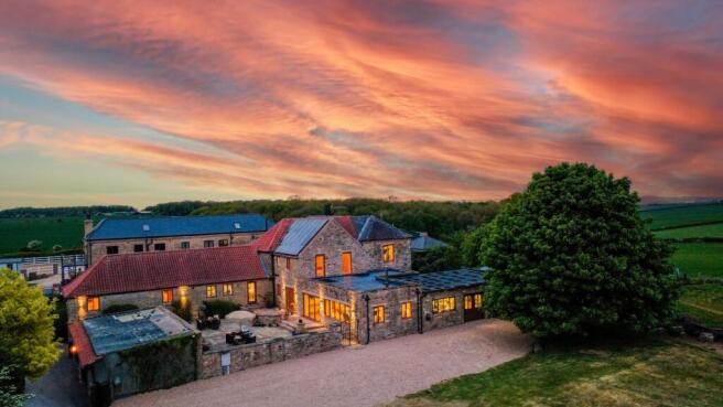 Welcome to The Stables at Castle Hill