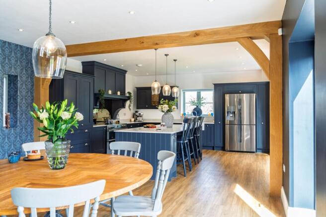 Open plan kitchen diner