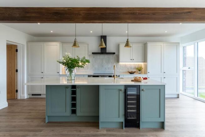 Sleek and Stylish Kitchen