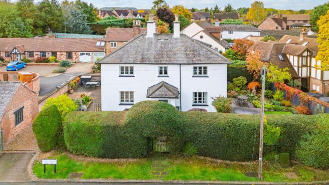 Welcome to Grange Farm House...