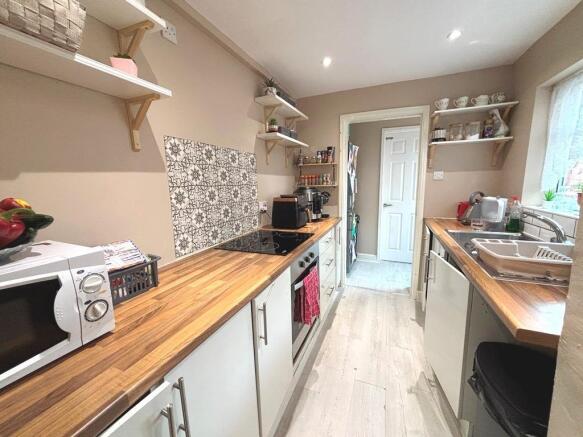 Kitchen.JPG