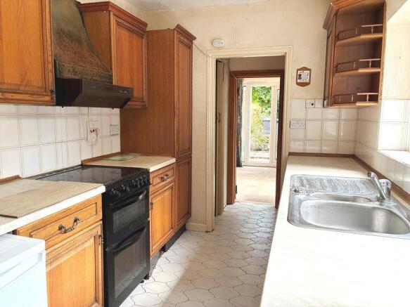 Kitchen.JPG