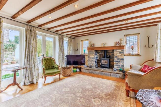 Sitting Room 3.jpg