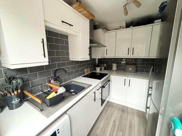 Kitchen.JPEG