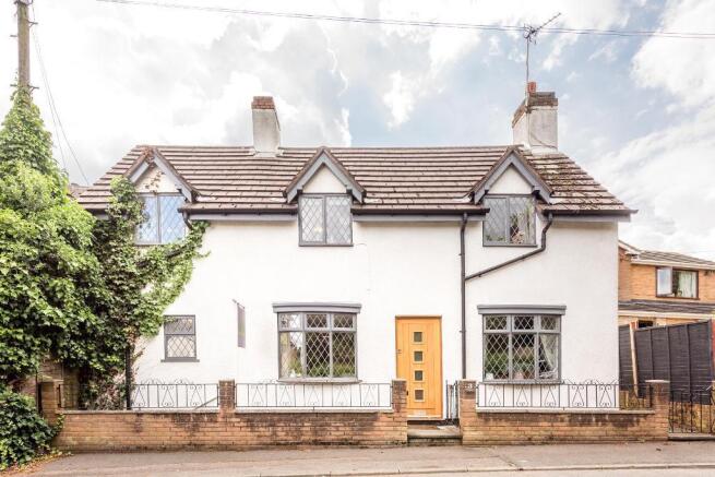 4 Bedroom Detached House For Sale In Queens Park Road Harborne