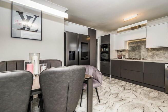 Kitchen diner