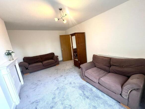 Lounge 2