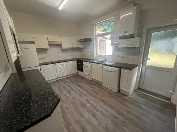 Kitchen 1
