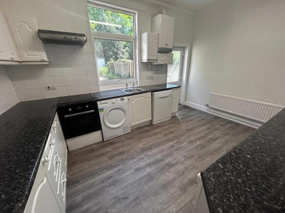Kitchen 3