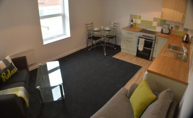 Flat 3 Lounge 2 Crop