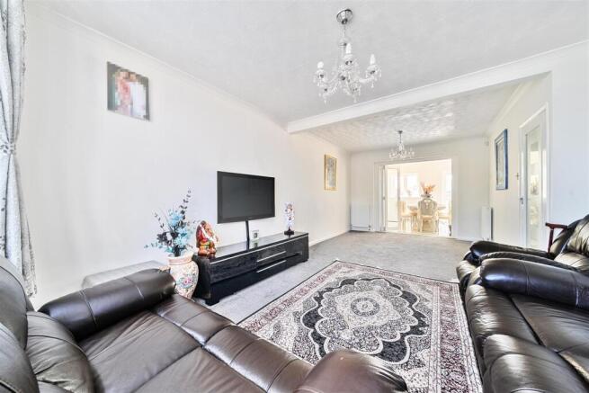 Living Room: