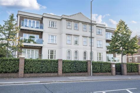 Sparrows Herne, Bushey