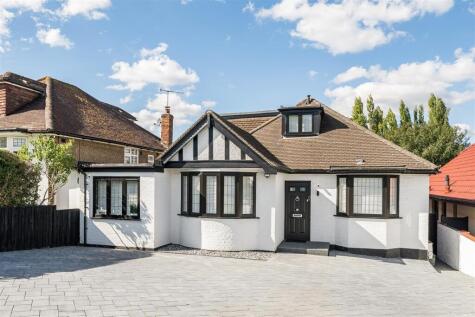 Caldecote Gardens, Bushey