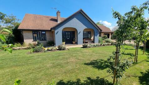 Harrisons Lane, Halesworth