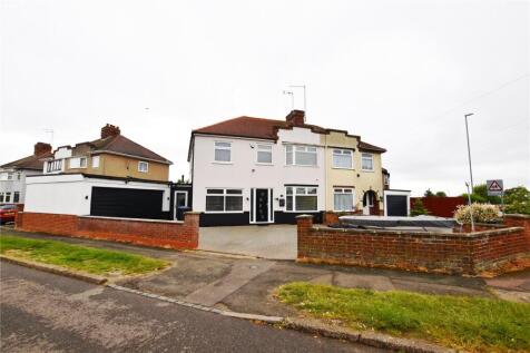 Greenhills Road, Whitehills, Northampton, NN2