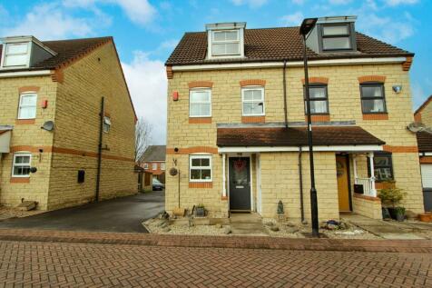 Doncaster - 3 bedroom town house for sale