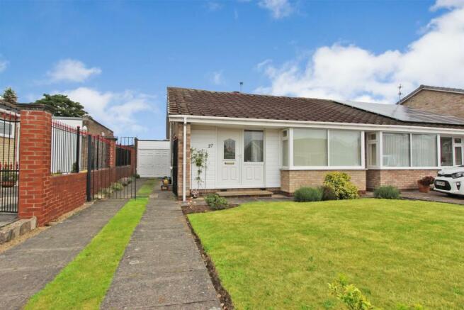 2 bedroom semi-detached bungalow for sale in Sturton Close, Bessacarr ...