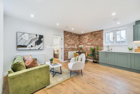 Birkbeck Road, London, N12