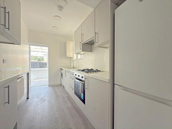 4 Bedroom House in Hounslow