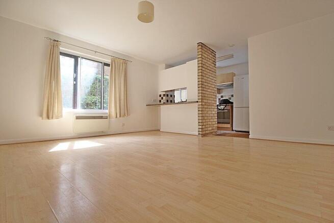 2 Bed Flat