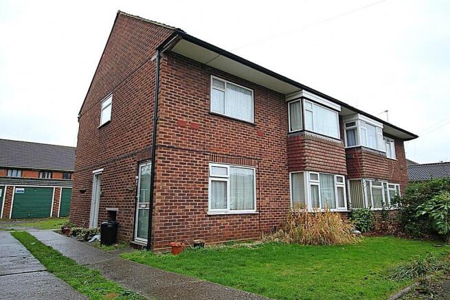 2 bed maisonette to rent