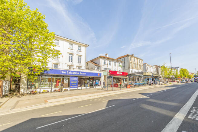 14a Gloucester Road.