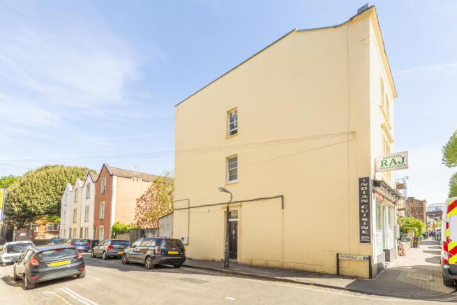 36a Alma Vale Road.j