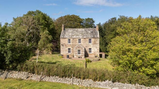 Redpath_Farmhouse_Longformacus_RENTAL-02.jpg