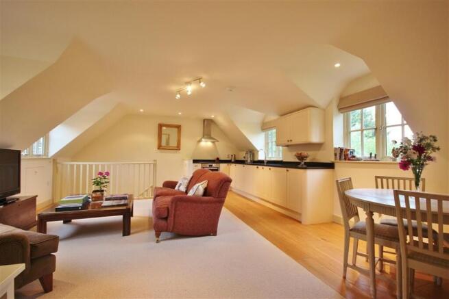 Living/Dining Room (