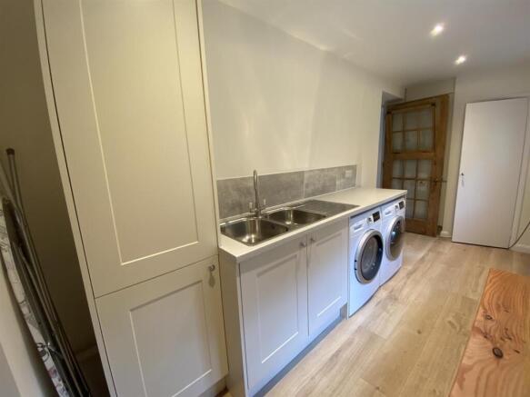 Beech Cottage - Utility Room .jpg