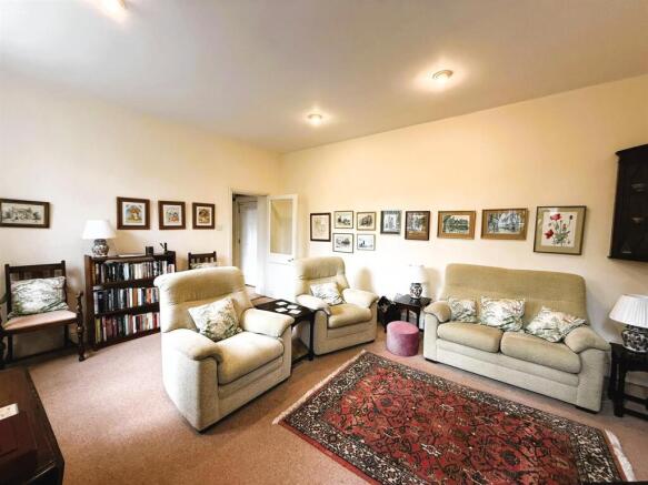 SITTING ROOM