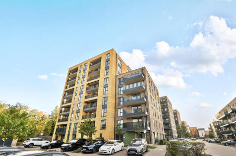 Bowen Drive, Charlton, London, SE7