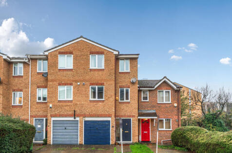 Crosslet Vale, Greenwich, London, SE10