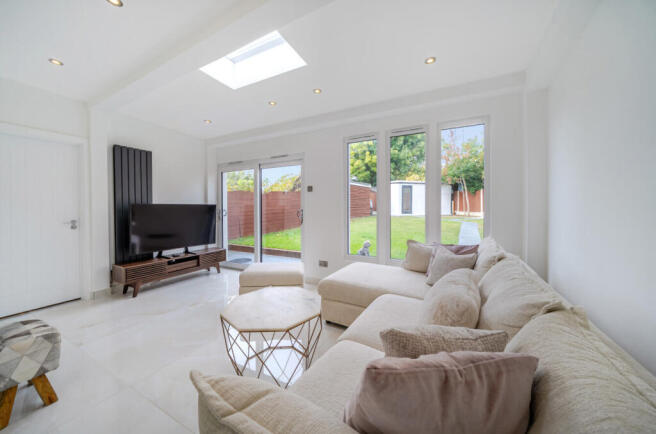 1364100-17-68e7c5...