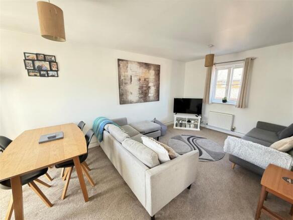 3 Edwards sitting room.jpg