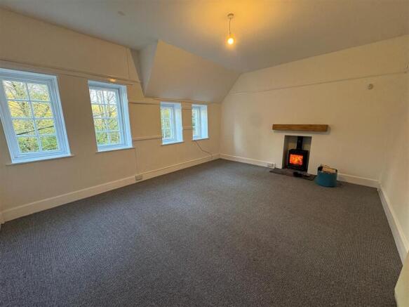 Sitting room Culver.jpg