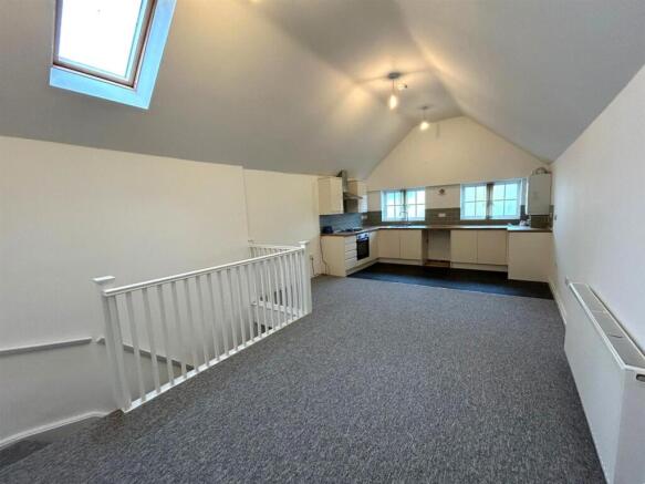 WhatsApp Image 2025-10-23 at 11.09.49.jpeg