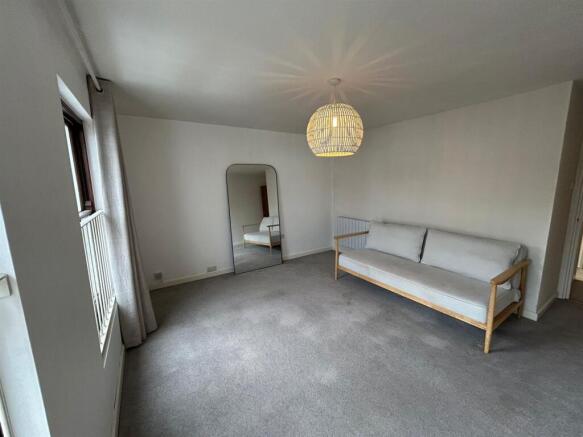 WhatsApp Image 2025-10-31 at 10.28.21 (4).jpeg