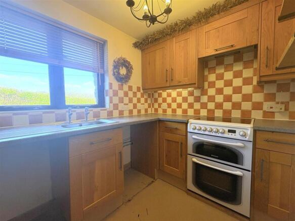 Photo 19-11-2025, 13 15 18 edited.jpg