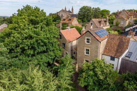 Goulds Ground, Frome, BA11 3DW