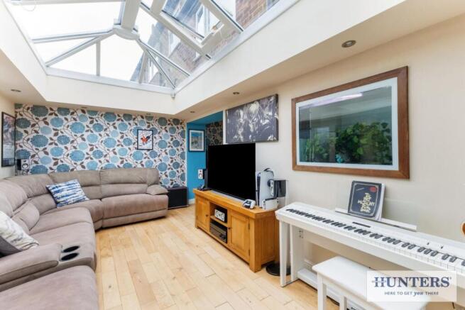 95881_7-West-View-Court-Yeadon (5) - Copy_low.jpg